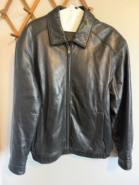 Roundtree & Yorke Black Lambskin Leather Bomber Jacket Size L